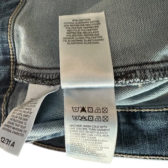 Lucky Brand Women's Size 12 Stevie High Rise Flare Blue Jeans 30 in Inseam - Picture 7 of 7